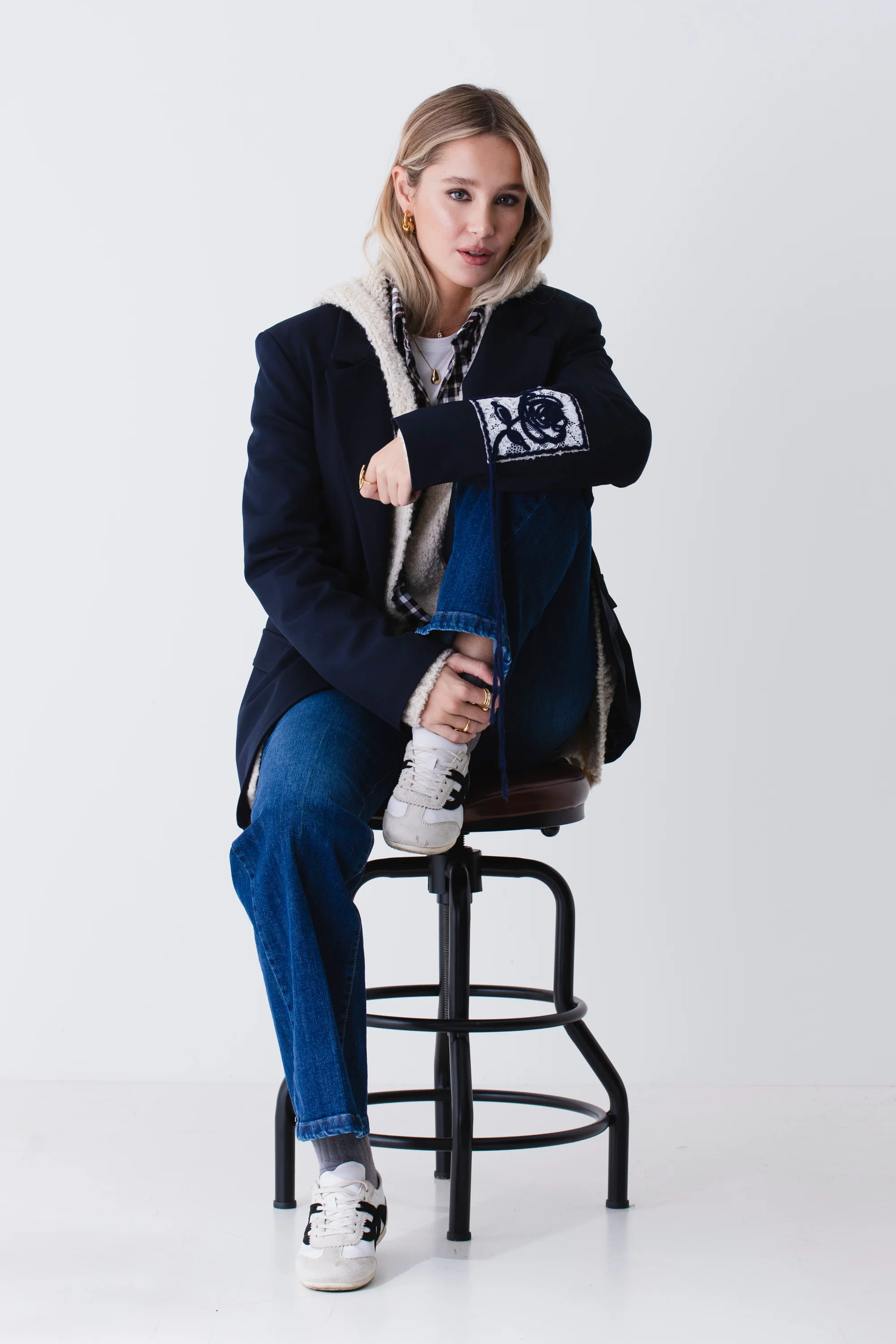 Blazer ad un petto con spilla e ricamo - FW26