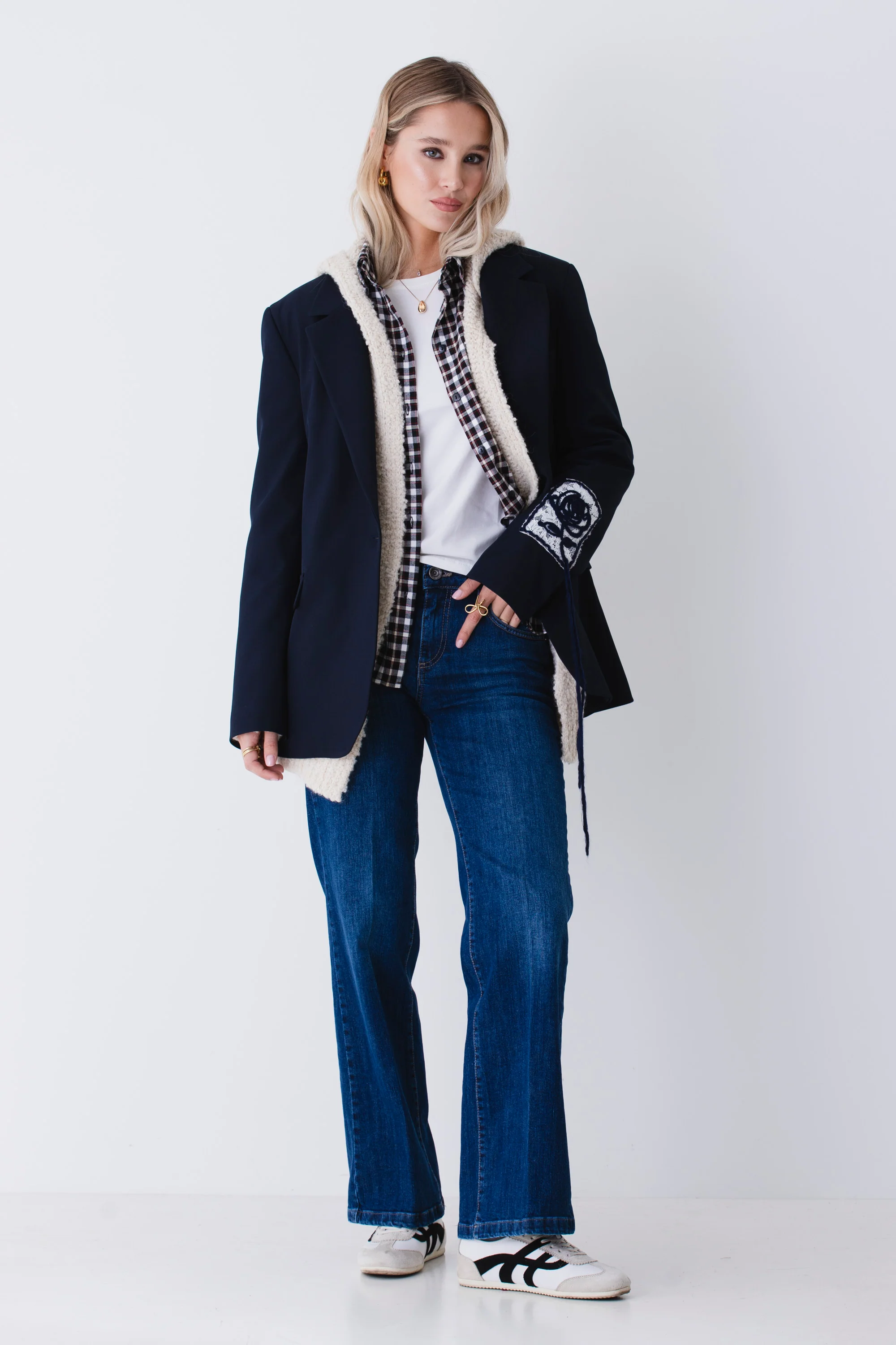 Blazer ad un petto con spilla e ricamo - FW26 - Image 2