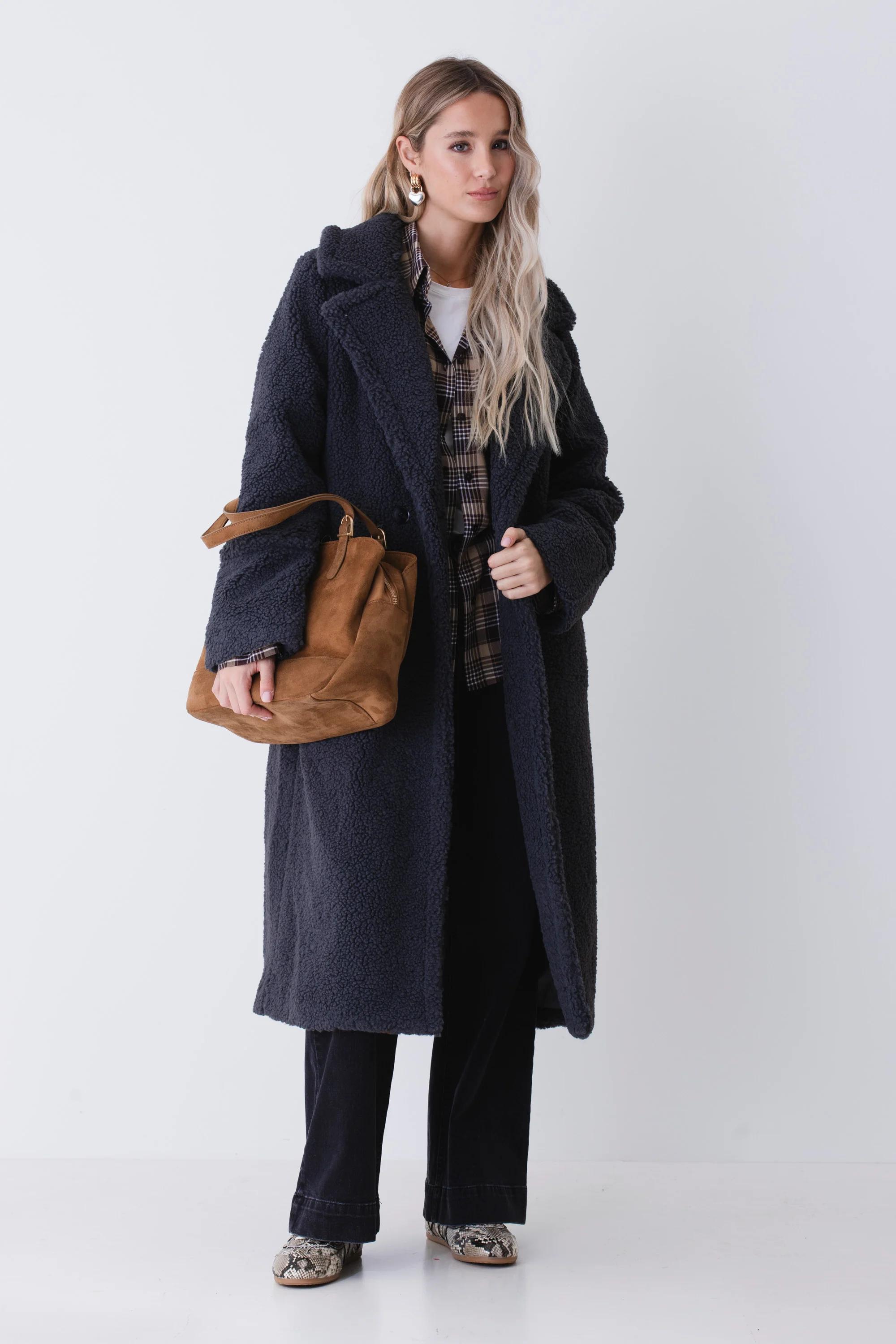 Cappotto lungo doppio petto teddy - FW26 - Image 6