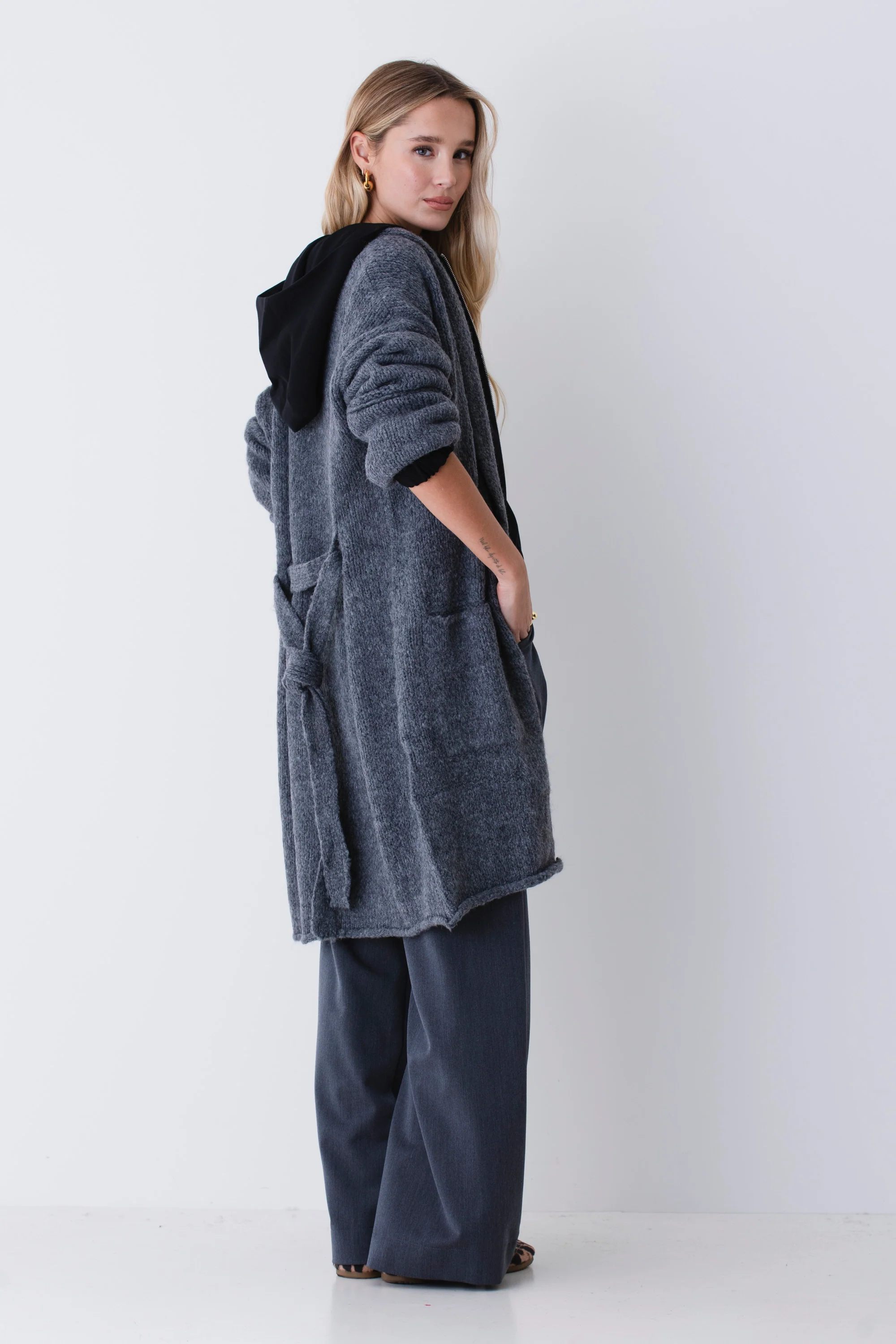 Cardigan lungo con cintura in misto lana - FW26 - Image 6