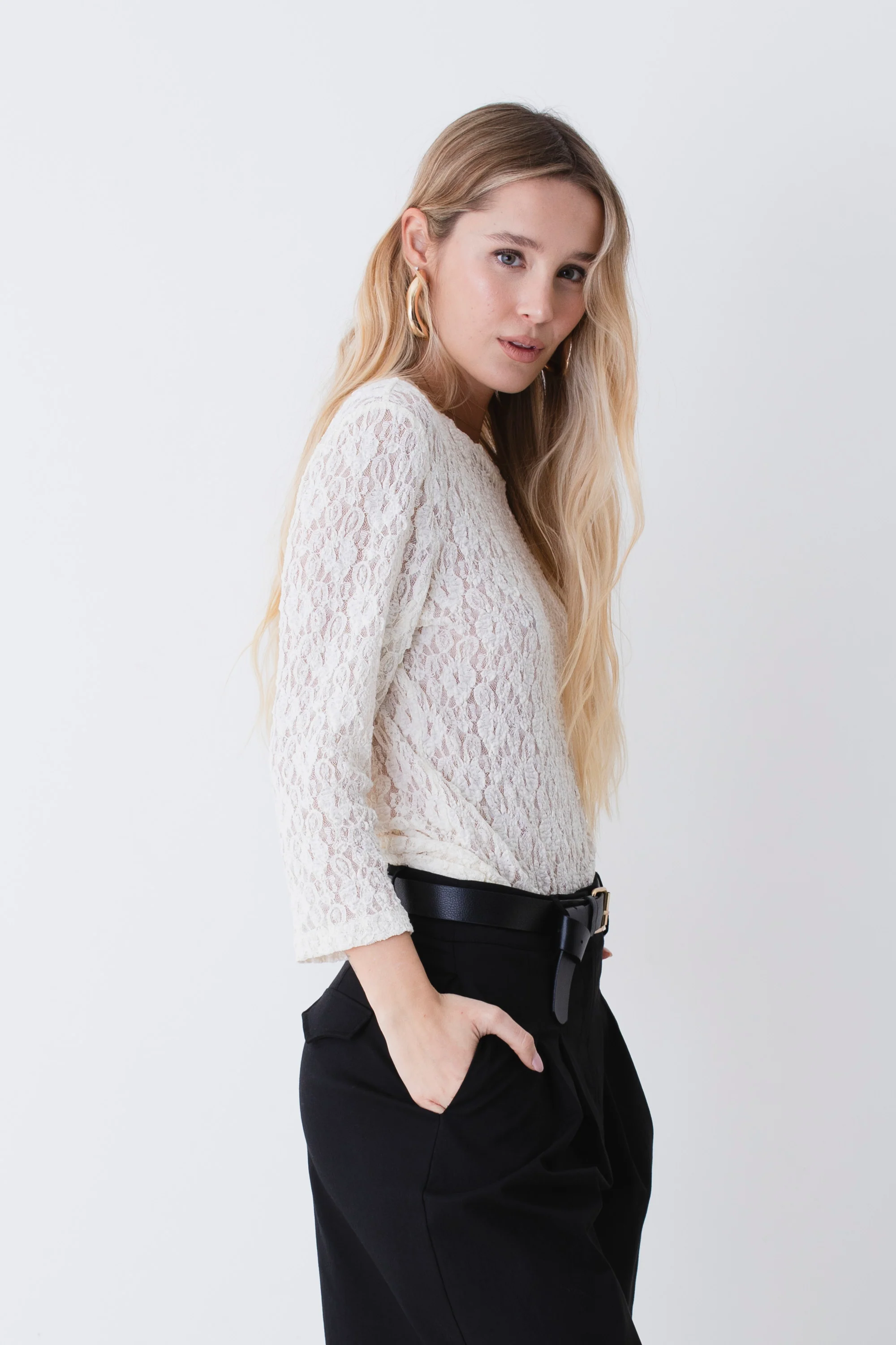Maglia in pizzo macramé elasticizzato - PE26 - Image 4