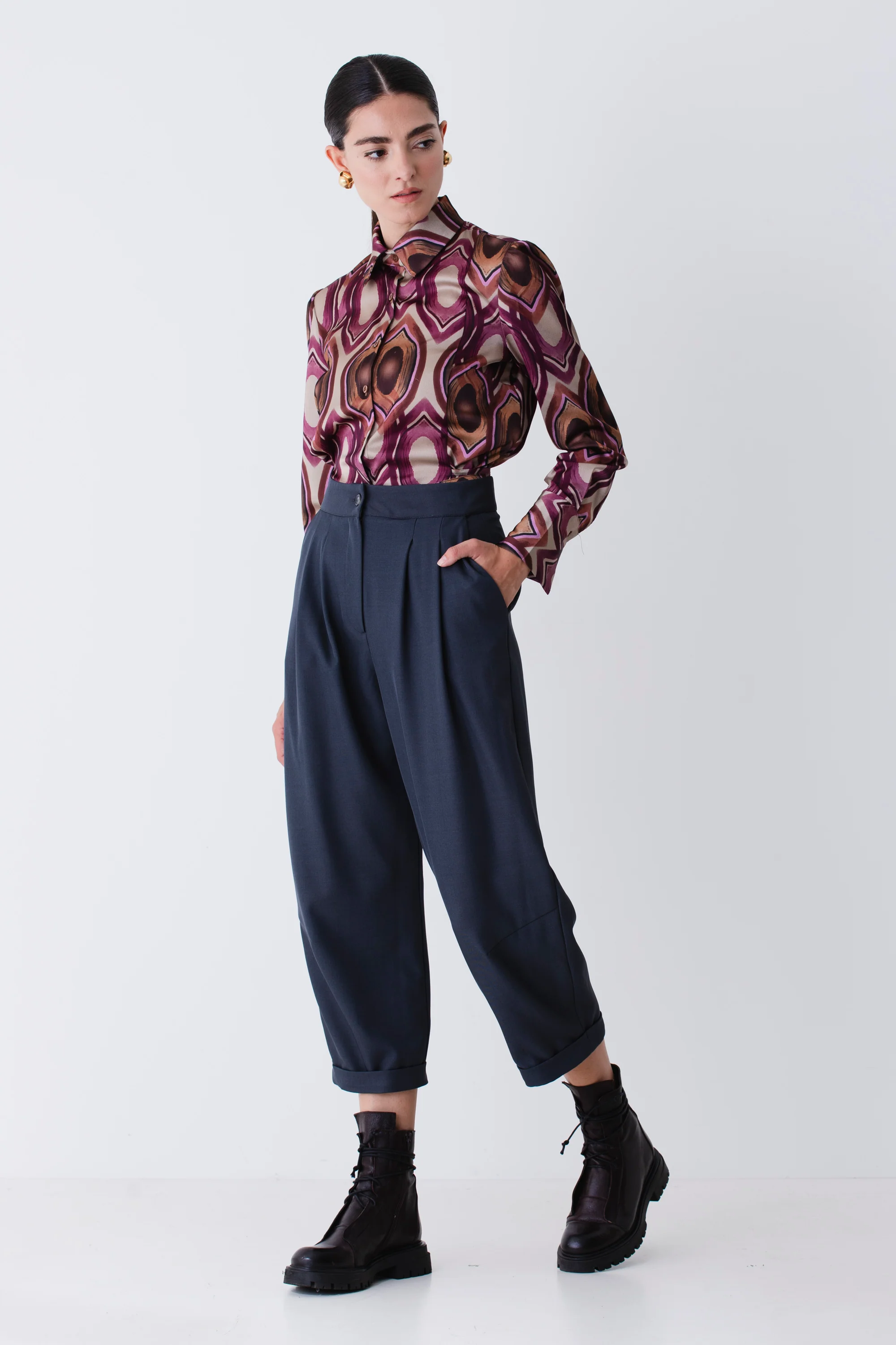 Pantalone carrot con pinces - FW26 - Image 2