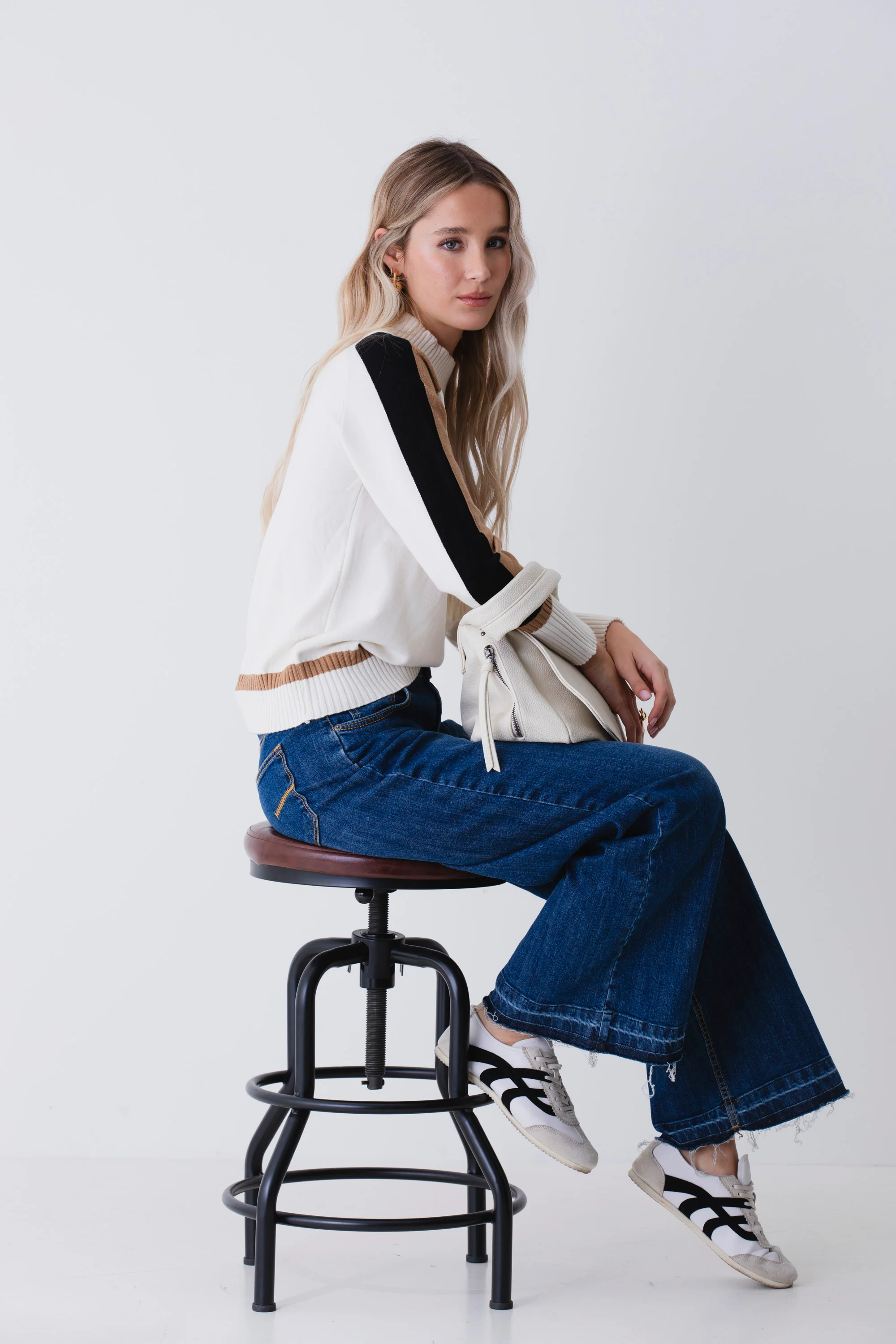 Pullover in maglia con bande a contrasto sulle maniche - FW26 - Image 2