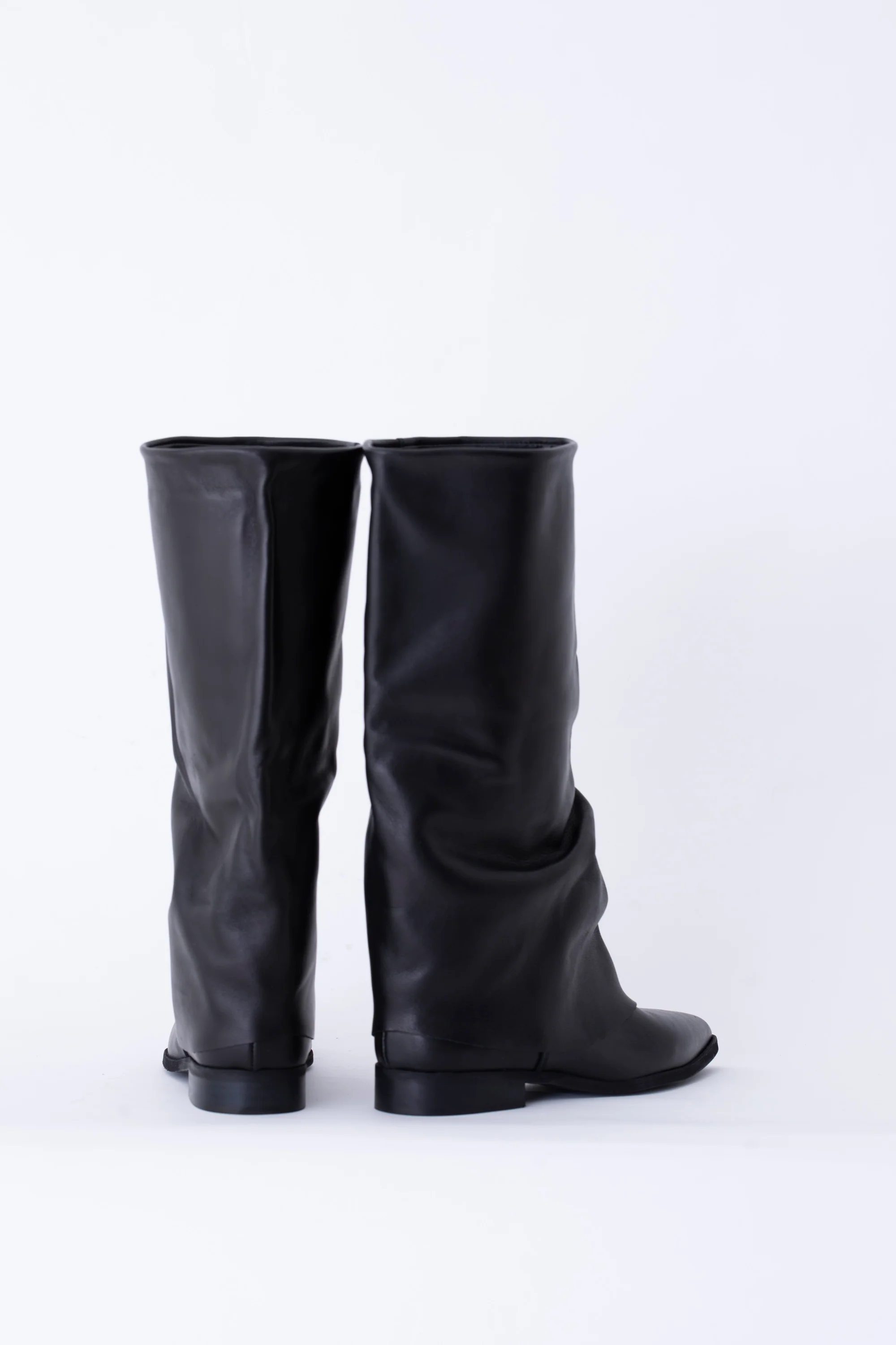 Stivale con risvolto in pelle - FW26 - Image 3