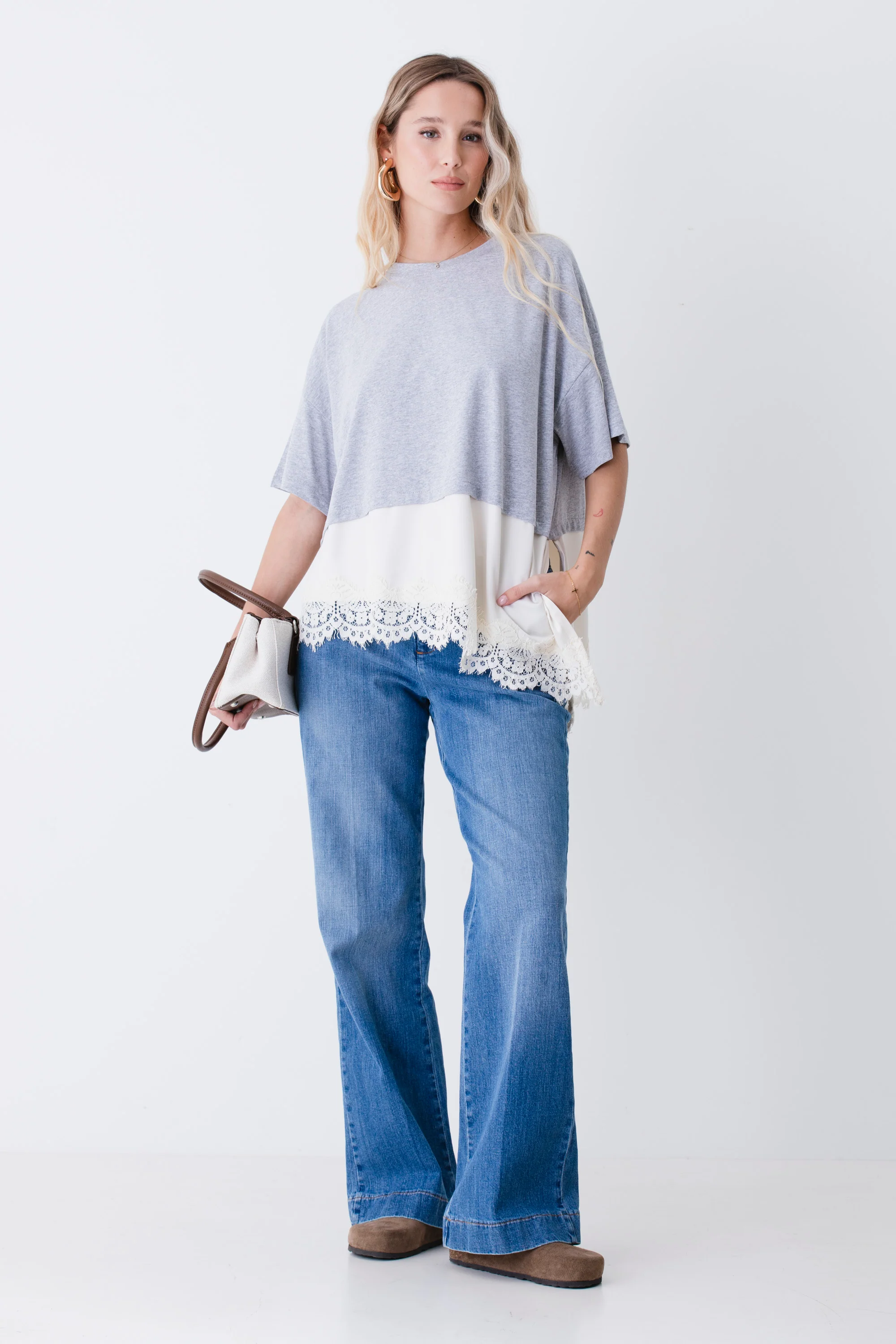 T-shirt in cotone con inserto in raso e pizzo - PE26 - Image 5