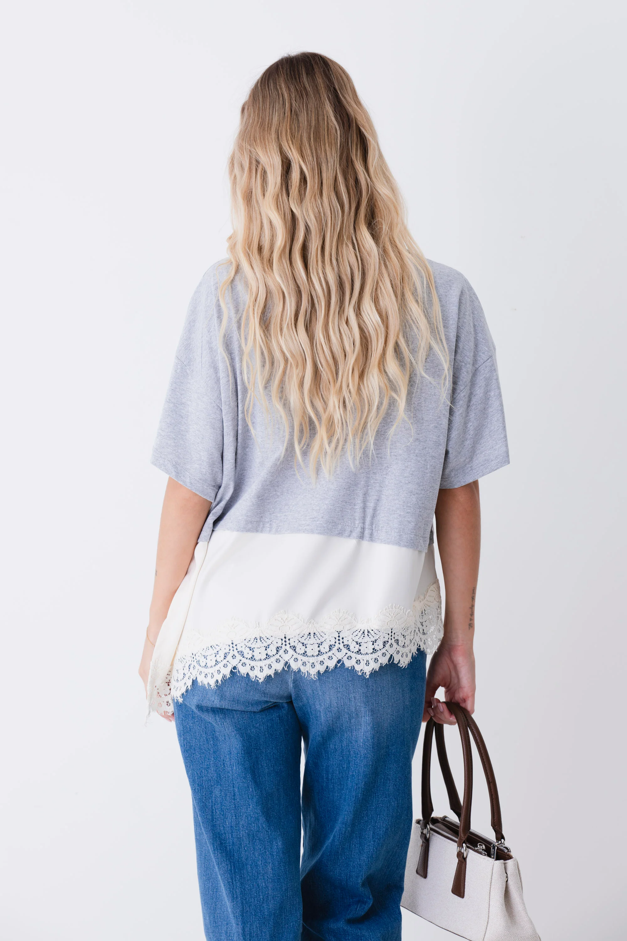T-shirt in cotone con inserto in raso e pizzo - PE26 - Image 6